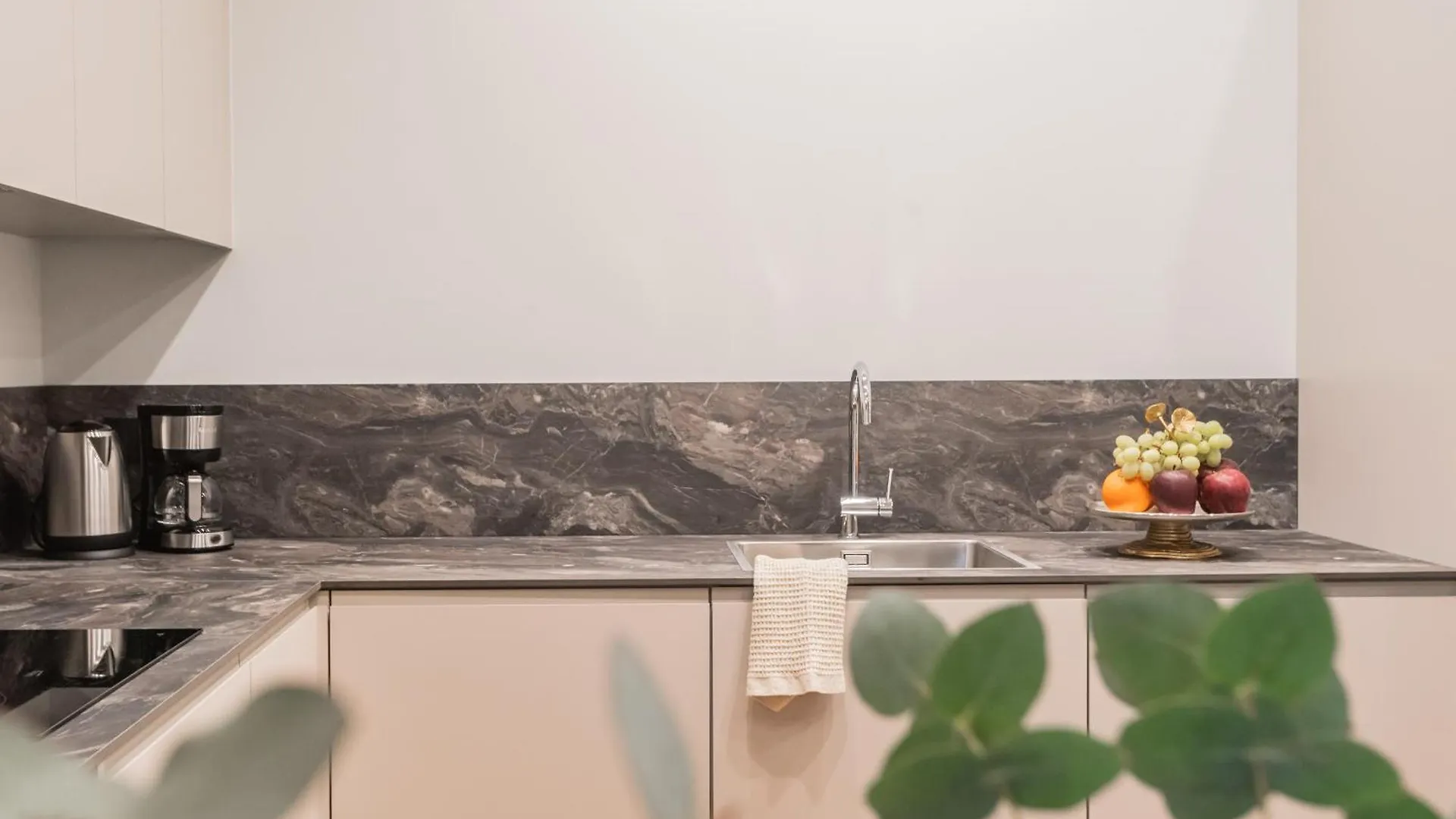 Rezia Apartments By Rent All Como