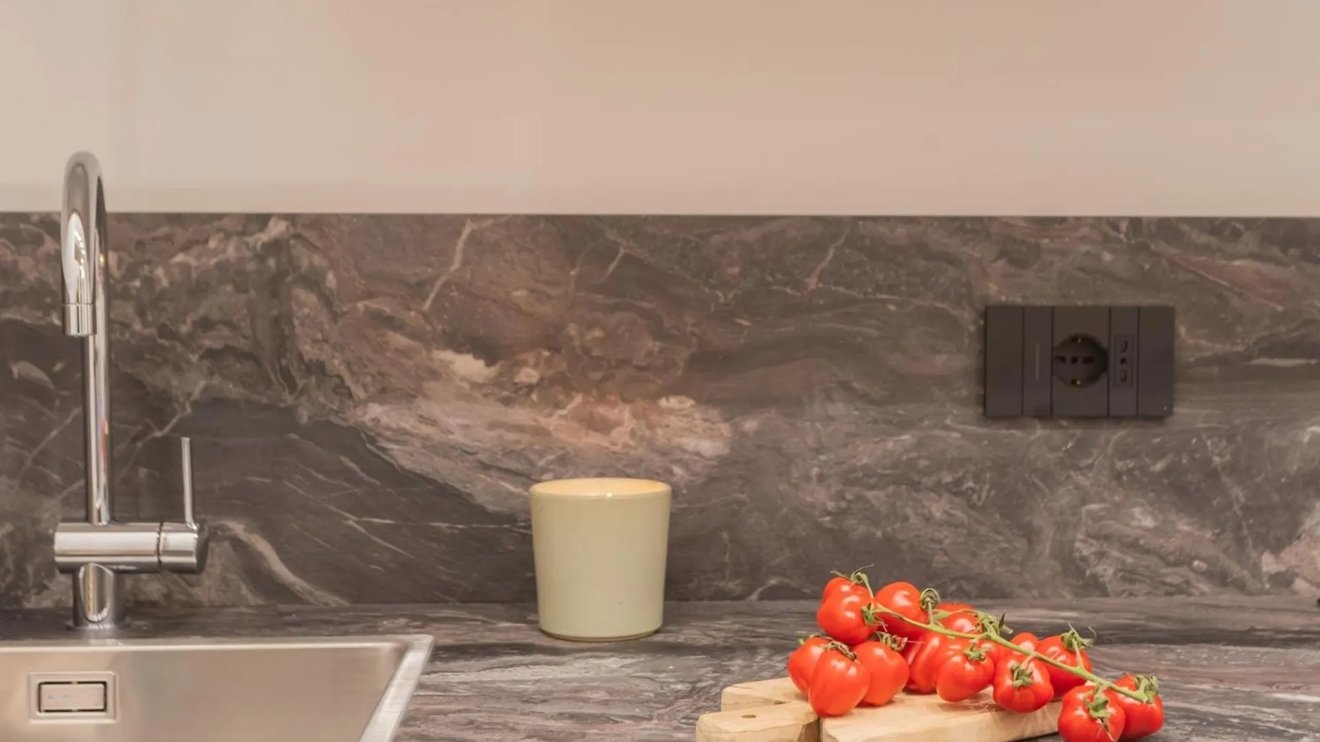Rezia Apartments By Rent All Como 0*,  Italia