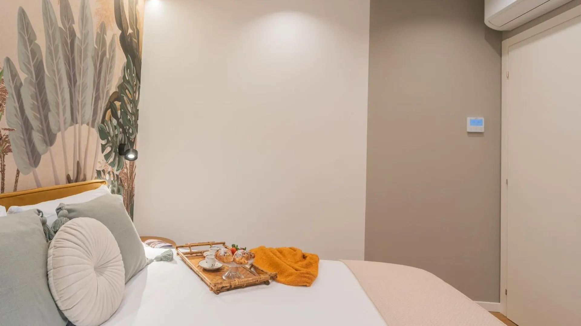 Rezia Apartments By Rent All Como Italia