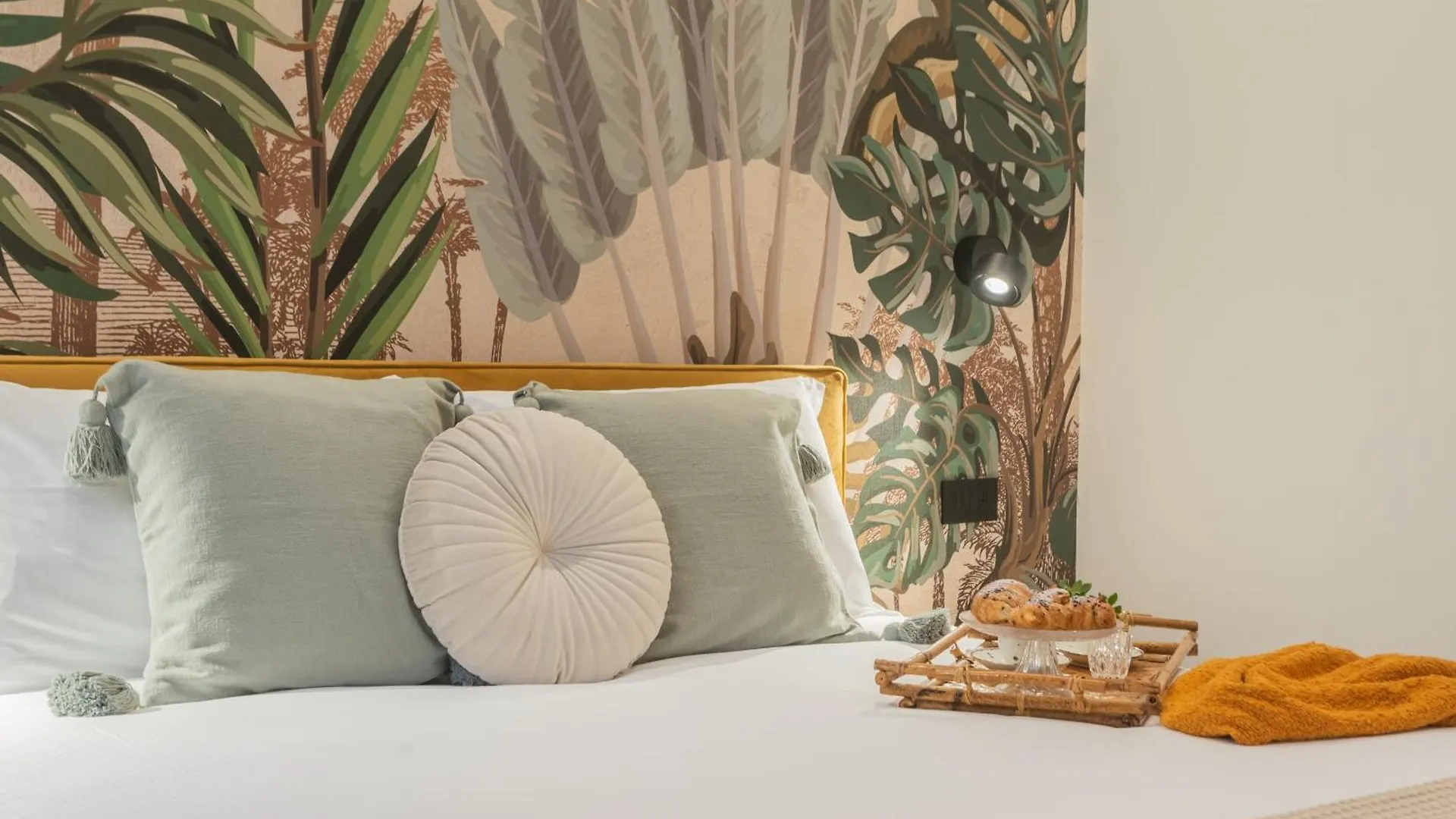 Rezia Apartments By Rent All Como
