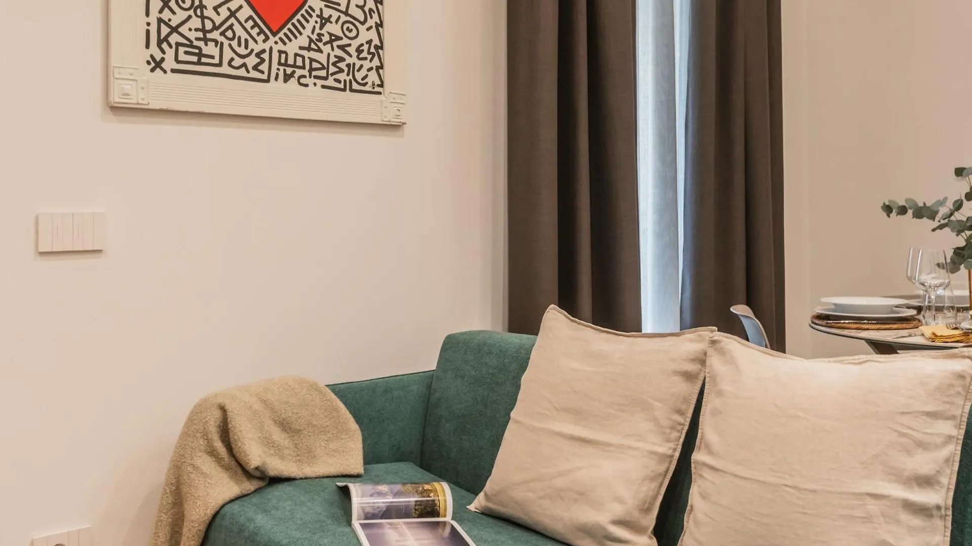 Rezia Apartments By Rent All Como
